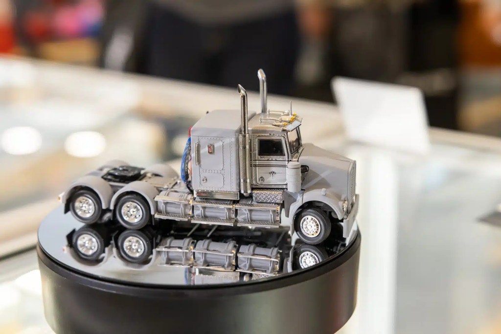 Drake Collectibles unpack convoy of new models at BTS23 - Brisbane ...